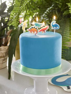 DINO-CANDLES-talking-tables-the-dinosaur-farm-on-cake