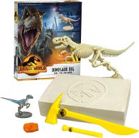 Jurassic World Dominion Dinosaur Dig – Blue, T. Rex & Amber